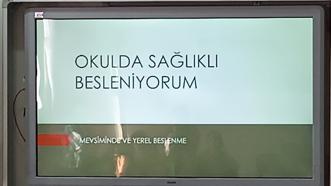 Okulda Sağlıklı Besleniyorum